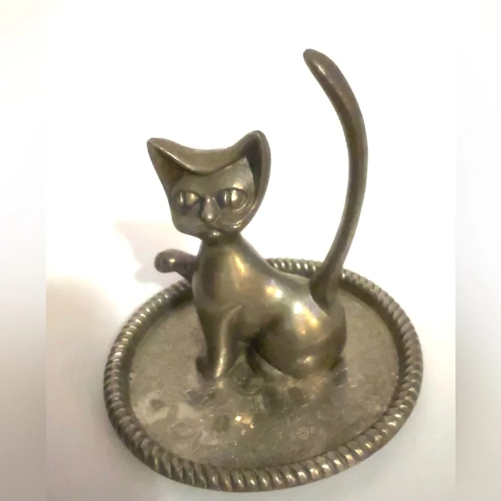 Vintage silver plated cat ring holder long tail kitty on floral jewelry tray